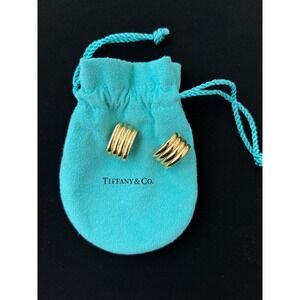 TIFFANY 18K Gold Ribbed Huggie Earrings 14g